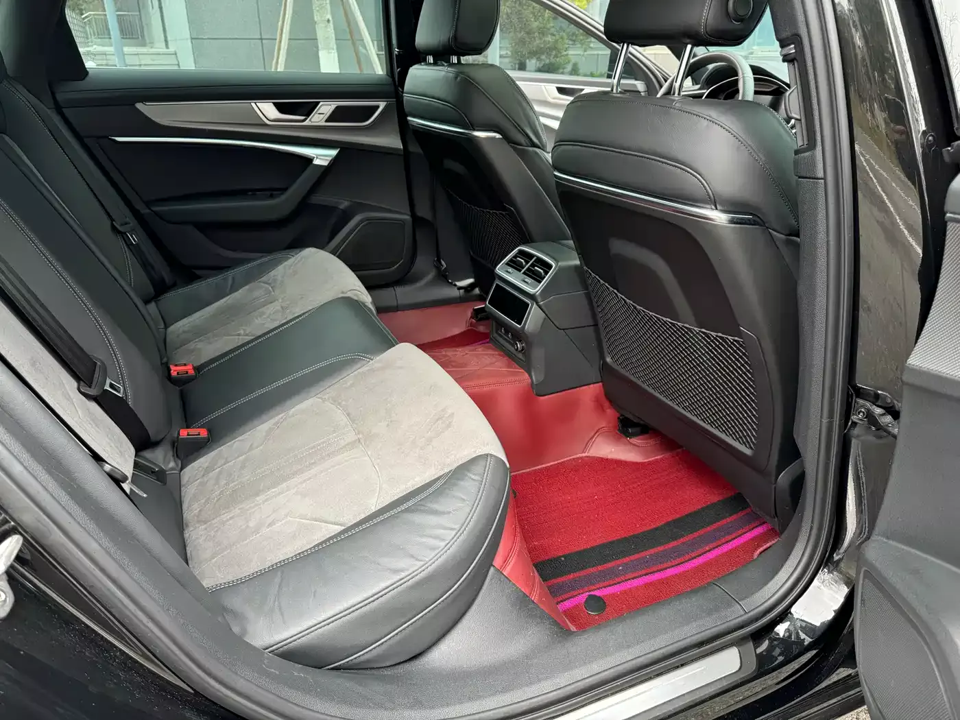 Audi A6L 2023 45 TFSI Premium Selection Dynamic фото 12