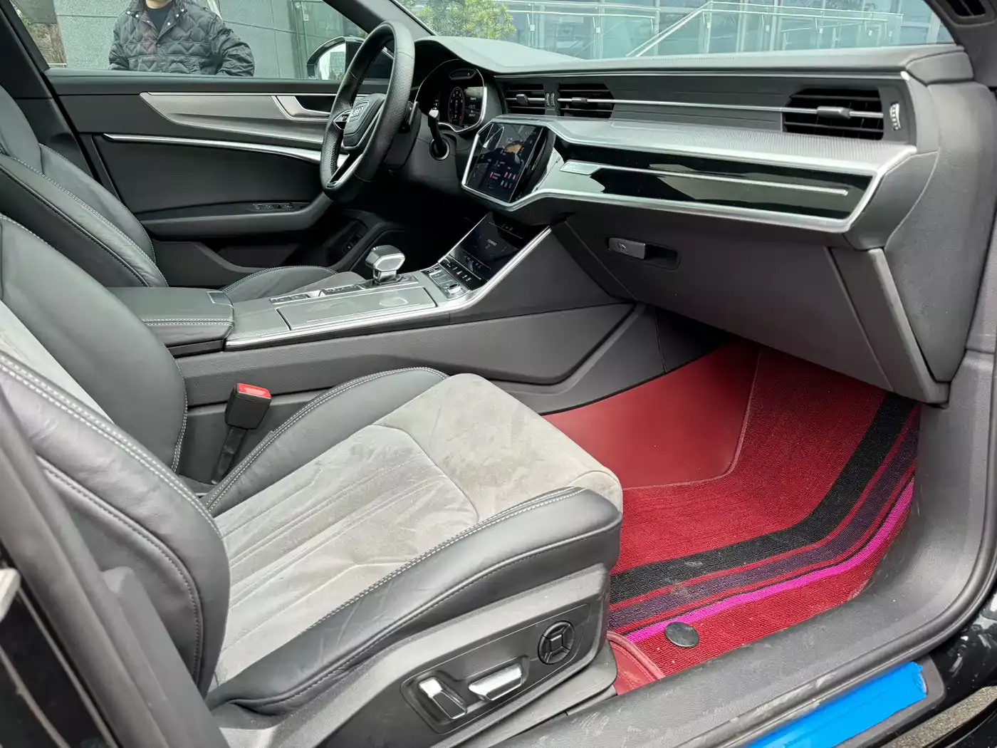 Audi A6L 2023 45 TFSI Premium Selection Dynamic фото 14