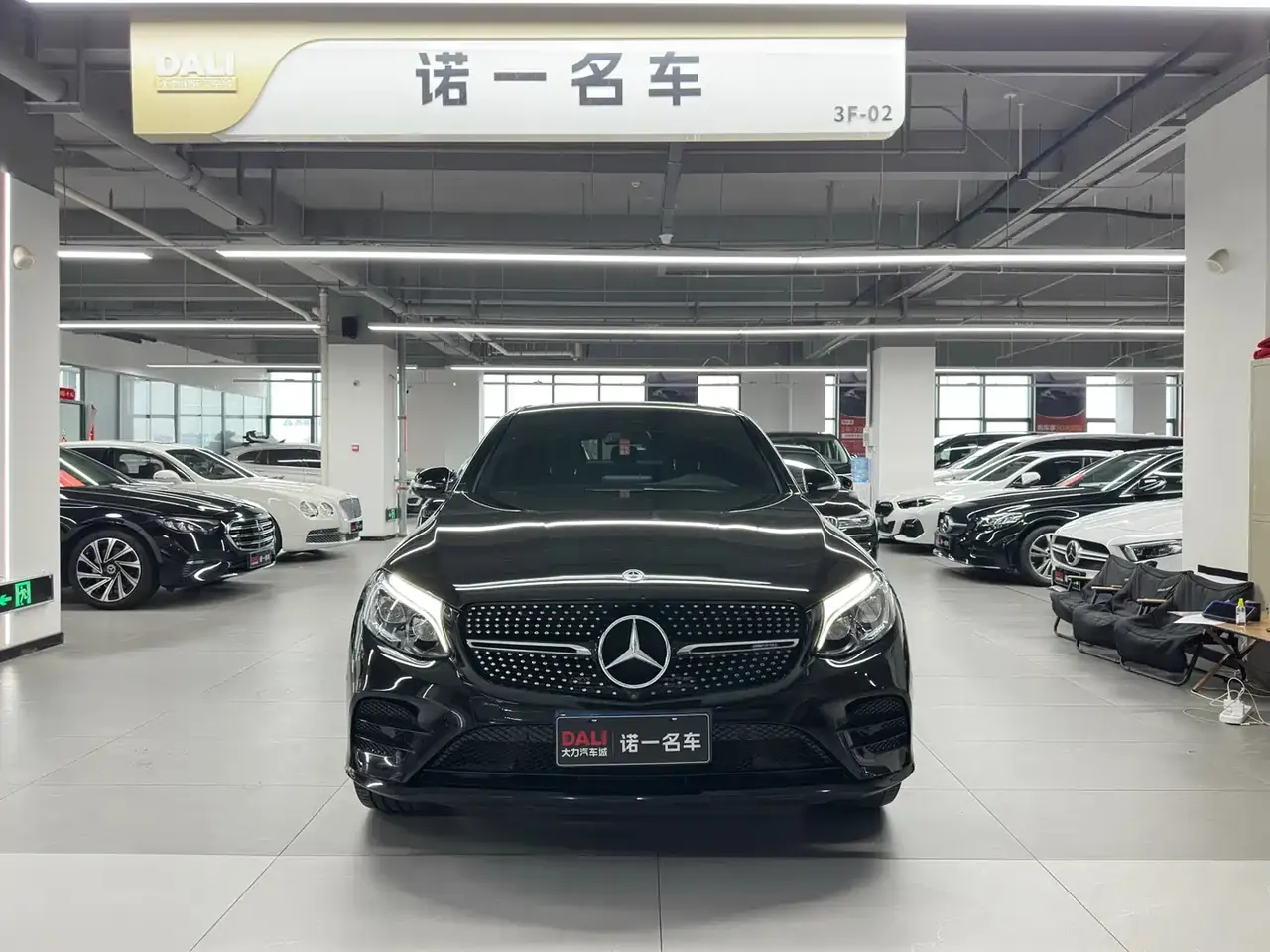 Mercedes-Benz GLC Coupe AMG 2017 AMG GLC 43 4MATIC Coupe SUV фото 2