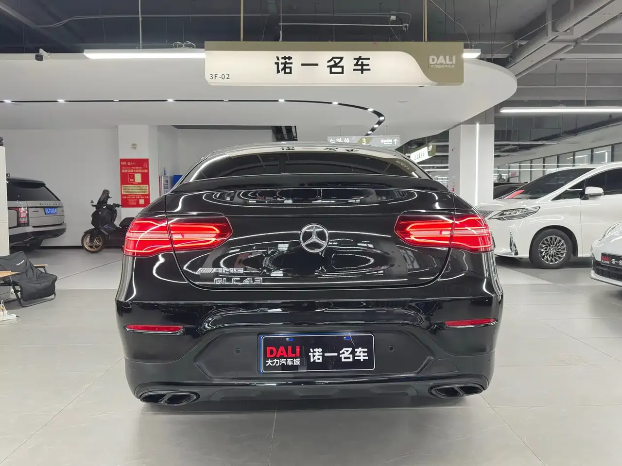 Mercedes-Benz GLC Coupe AMG 2017 AMG GLC 43 4MATIC Coupe SUV фото 4