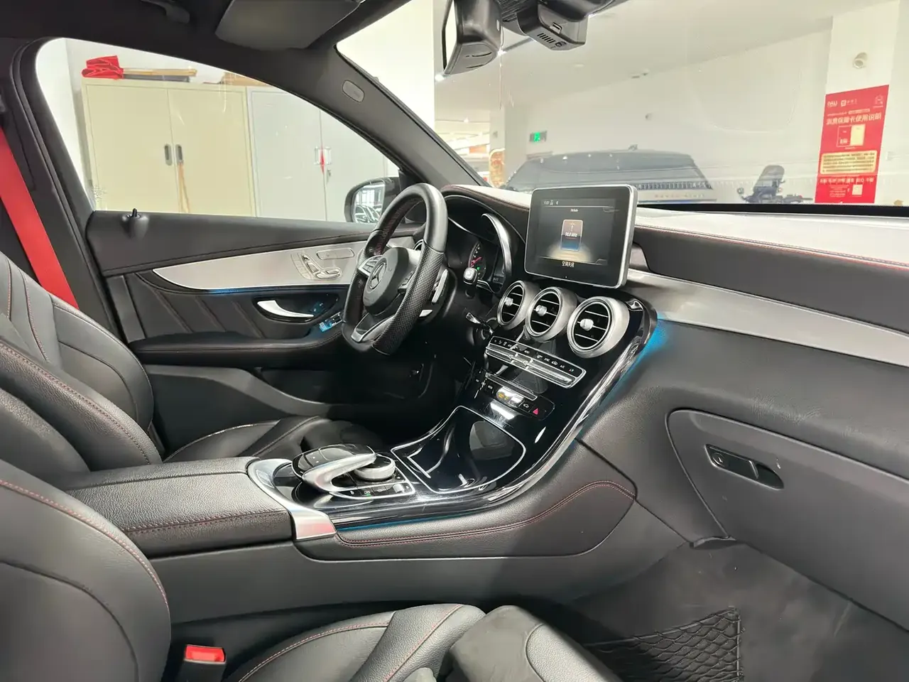 Mercedes-Benz GLC Coupe AMG 2017 AMG GLC 43 4MATIC Coupe SUV фото 13