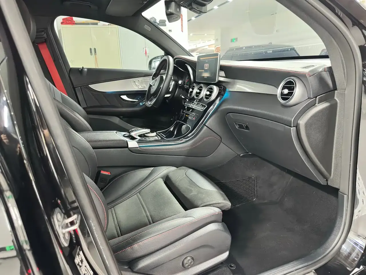 Mercedes-Benz GLC Coupe AMG 2017 AMG GLC 43 4MATIC Coupe SUV фото 14