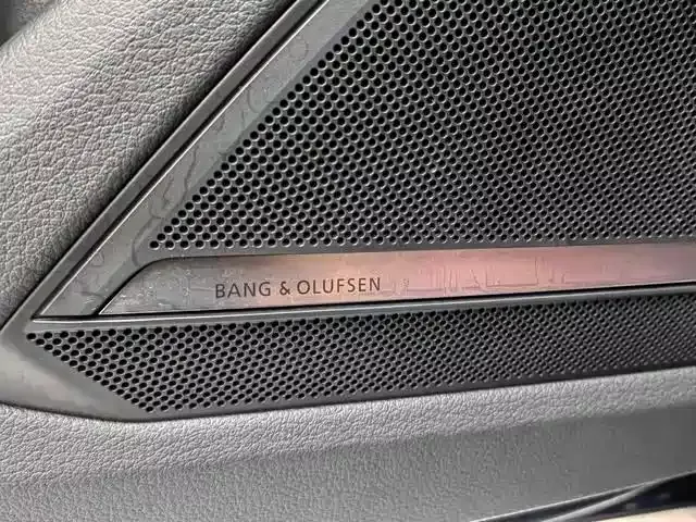Audi A7L 2024 45 TFSI quattro S-line Black Warrior Edition фото 8