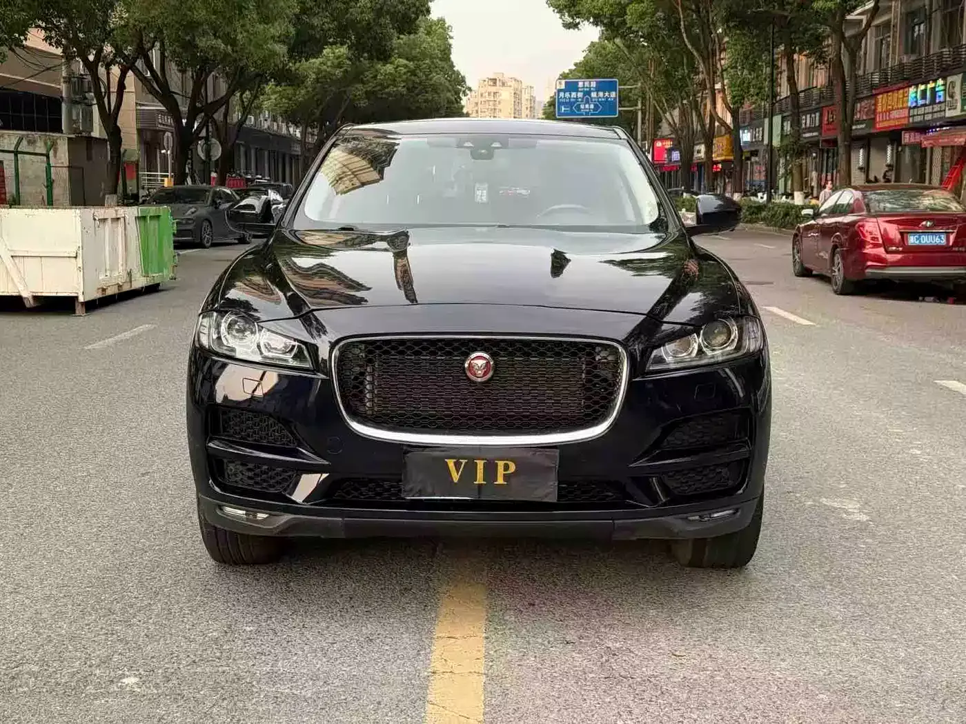 Jaguar F-PACE 2018 2.0T 4WD R-Sport Edition