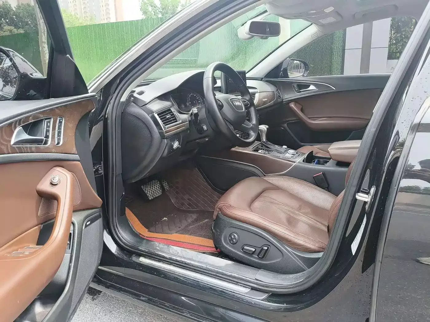 Audi A6L 2015 35 FSI quattro Comfort фото 6