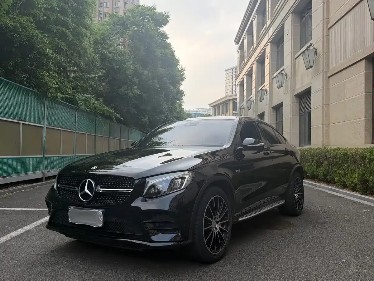 Mercedes-Benz GLC Coupe AMG 2017 AMG GLC 43 4MATIC Coupe SUV фото 2