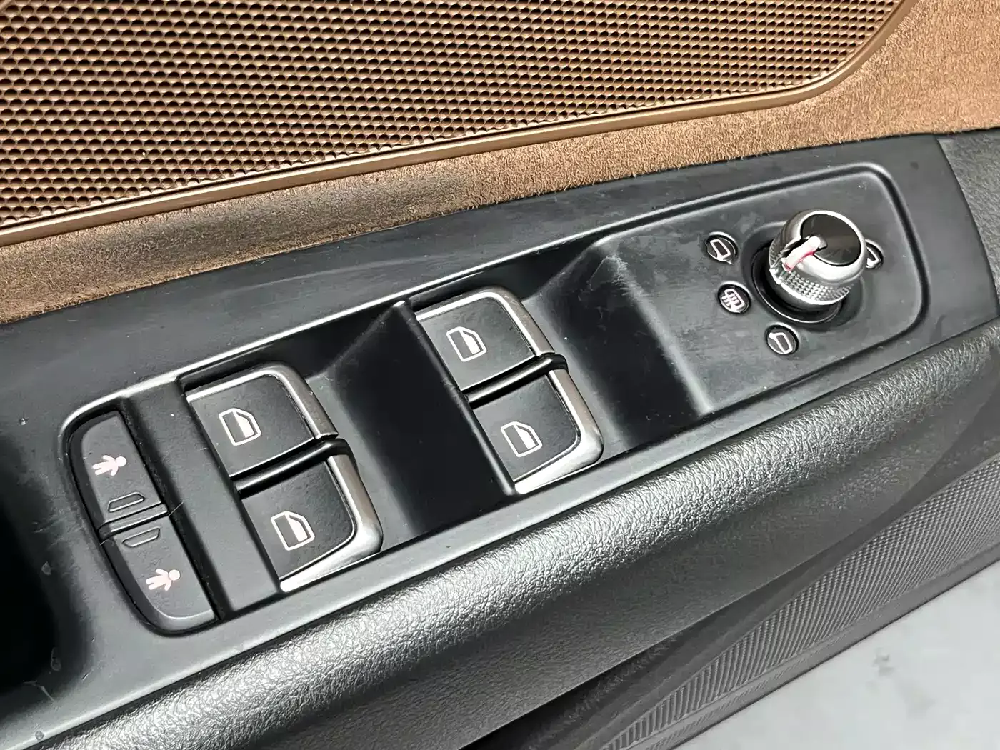 Audi A8 2014 A8L 45 TFSI quattro Comfort фото 10