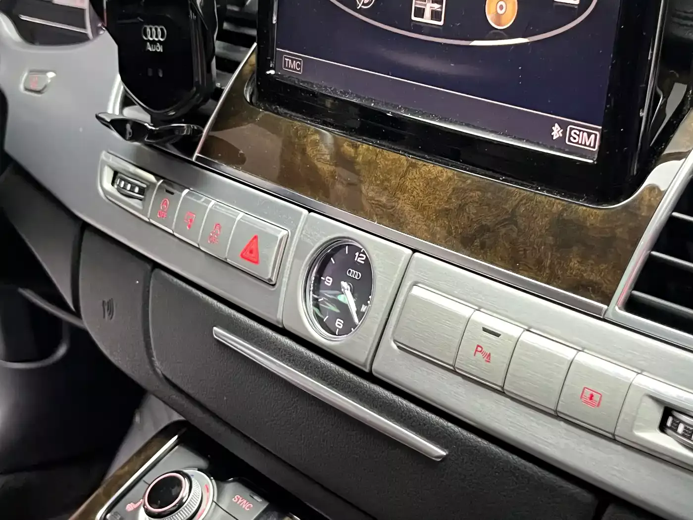 Audi A8 2014 A8L 45 TFSI quattro Comfort фото 16
