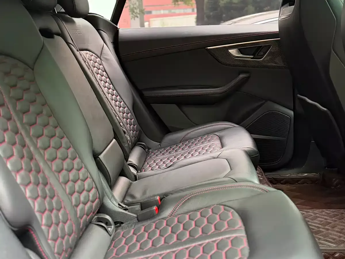 Audi Q8 2022 55 TFSI Premium Selection Dynamic фото 4