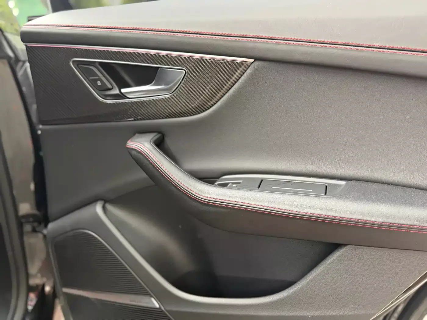 Audi Q8 2022 55 TFSI Premium Selection Dynamic фото 7