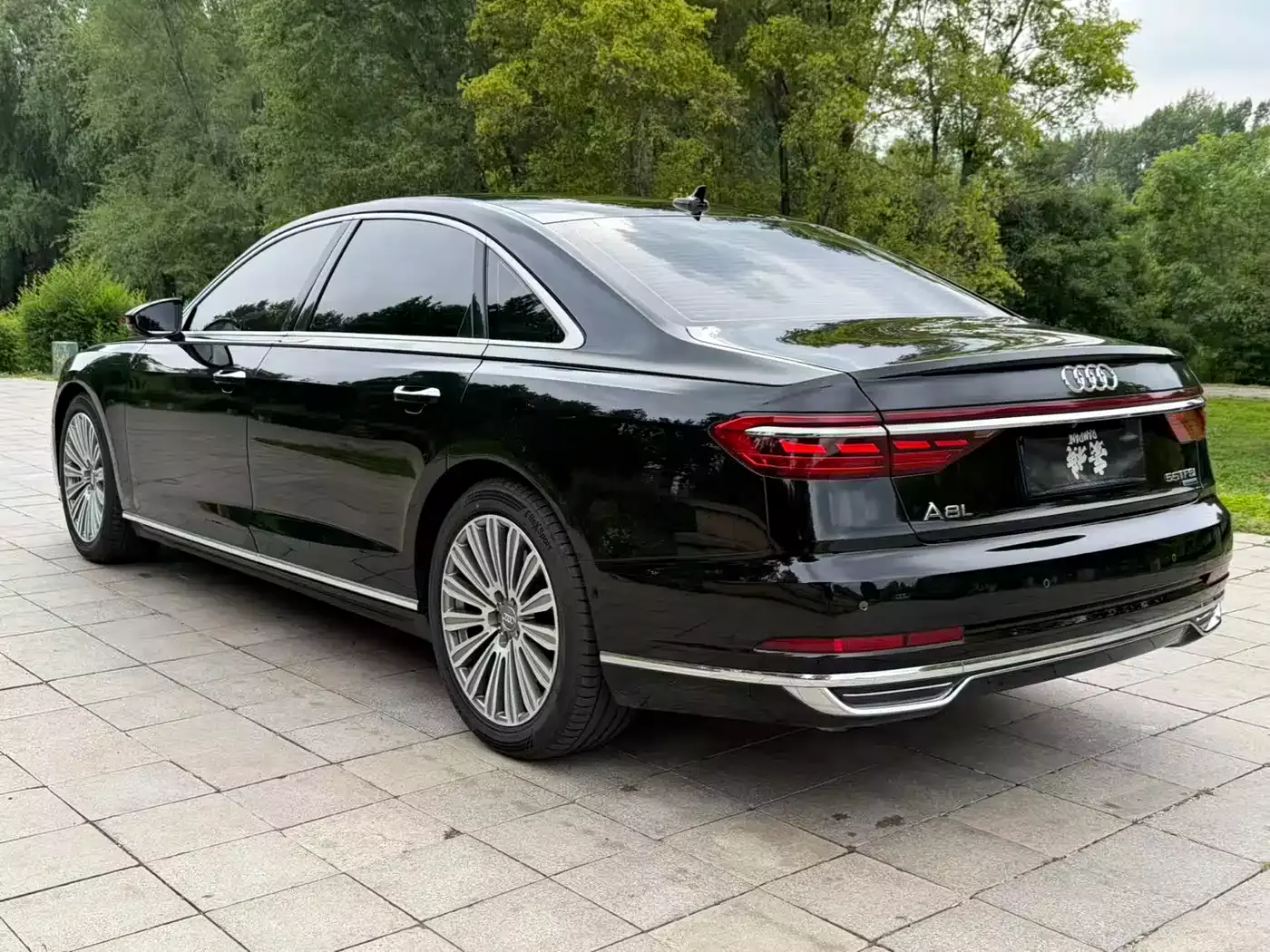 Audi A8 2018 A8L 55 TFSI quattro Launch Premium фото 7