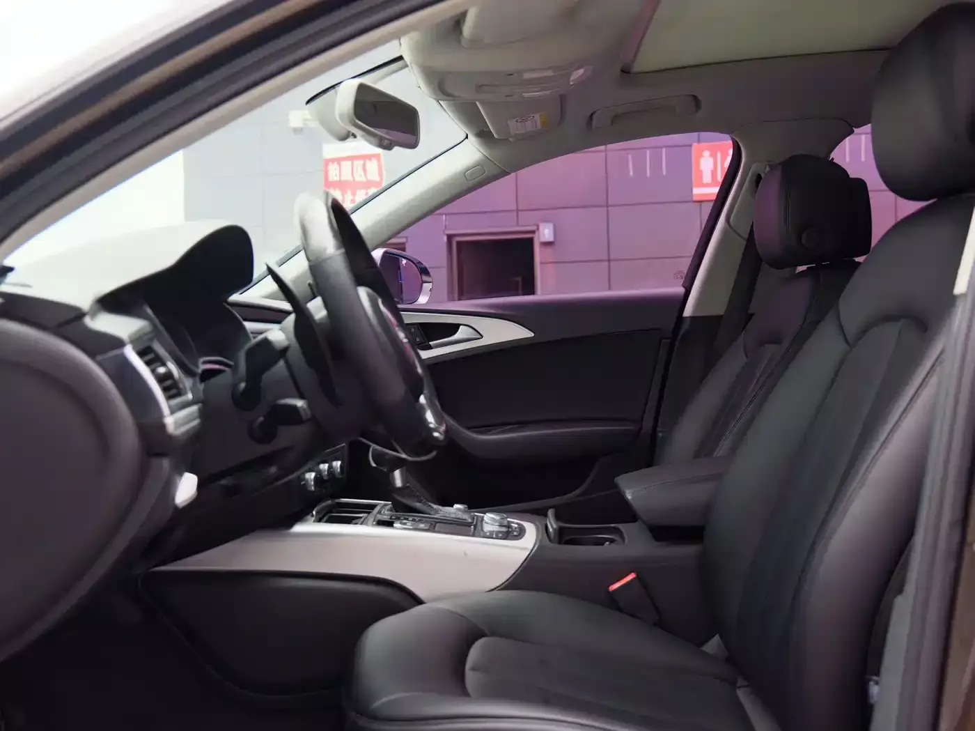 Audi A6 (Import) 2015 3.0T allroad quattro фото 8