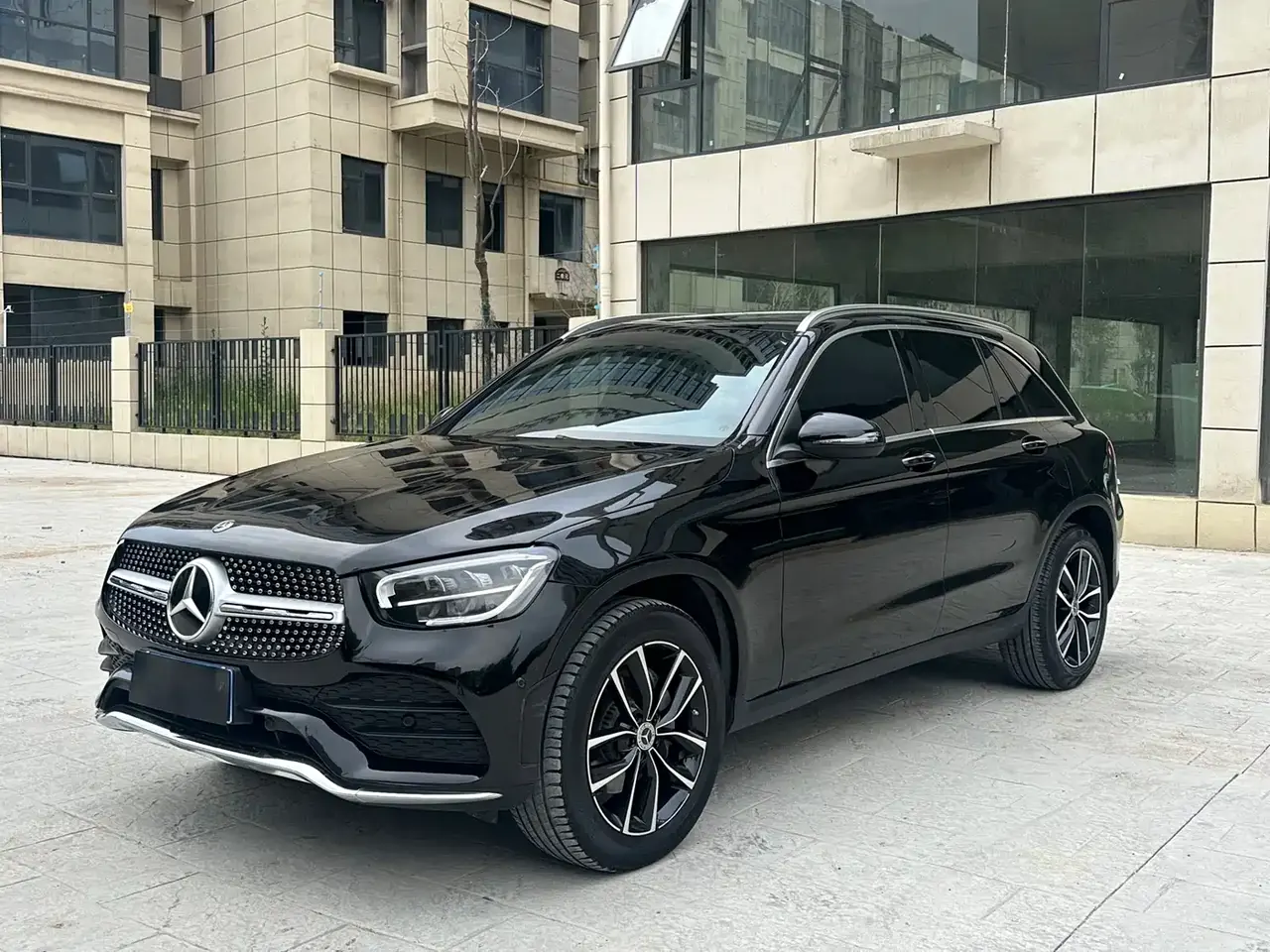 Mercedes-Benz GLC 2022 Facelift GLC 260 L 4MATIC Luxury Model