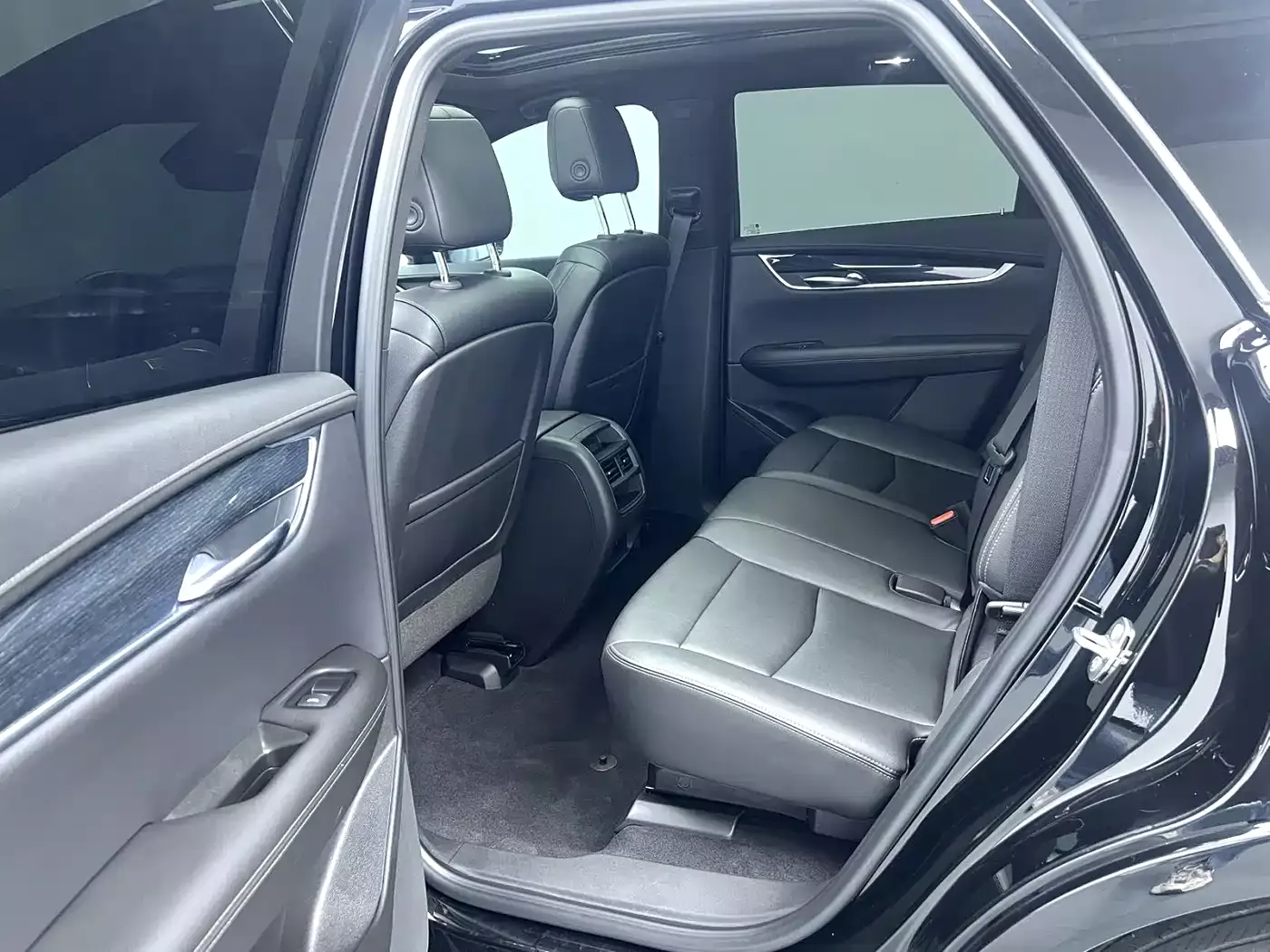 Cadillac XT5 2023 2.0T 2WD Fashion Edition фото 5