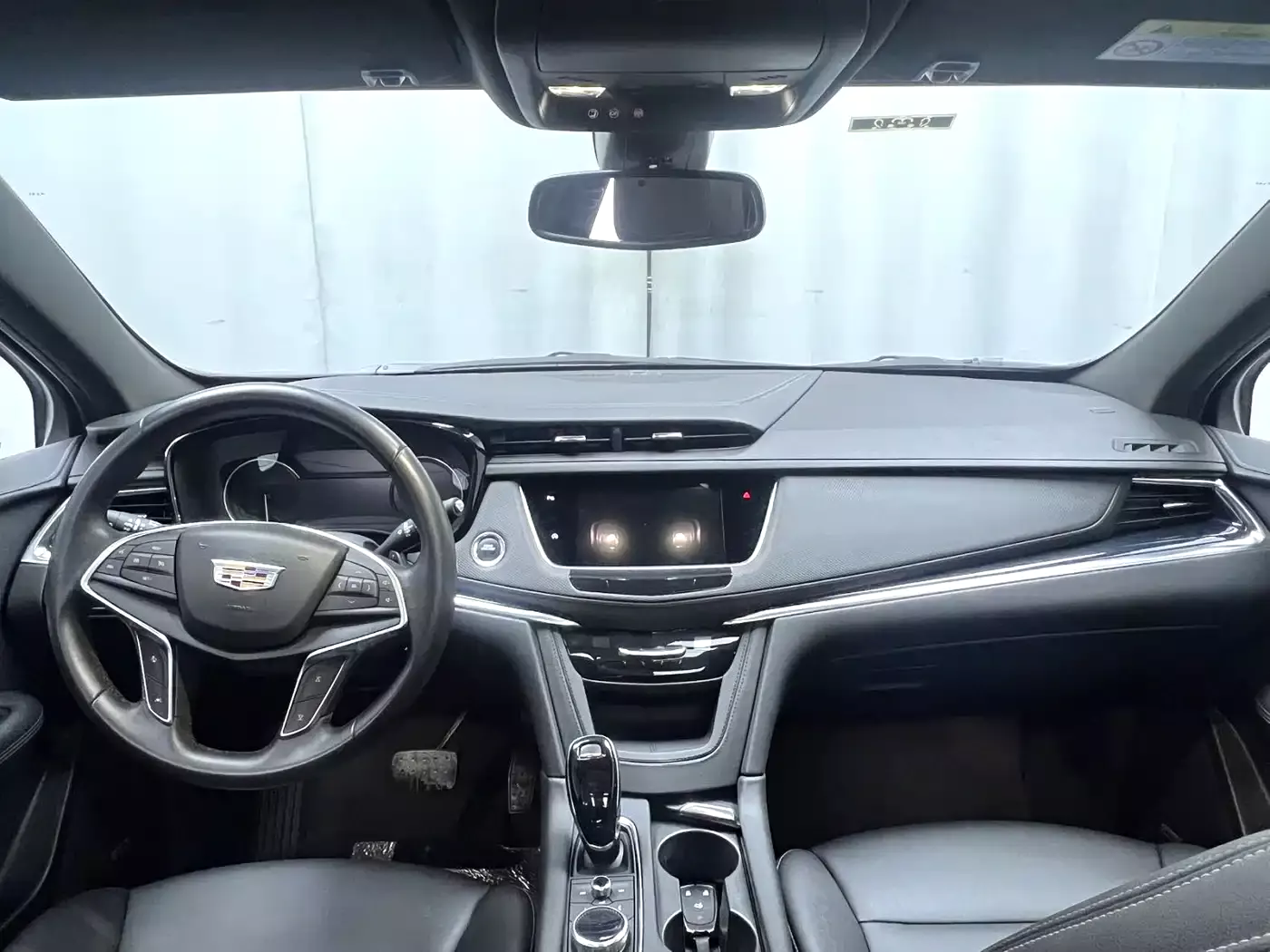 Cadillac XT5 2023 2.0T 2WD Fashion Edition фото 8