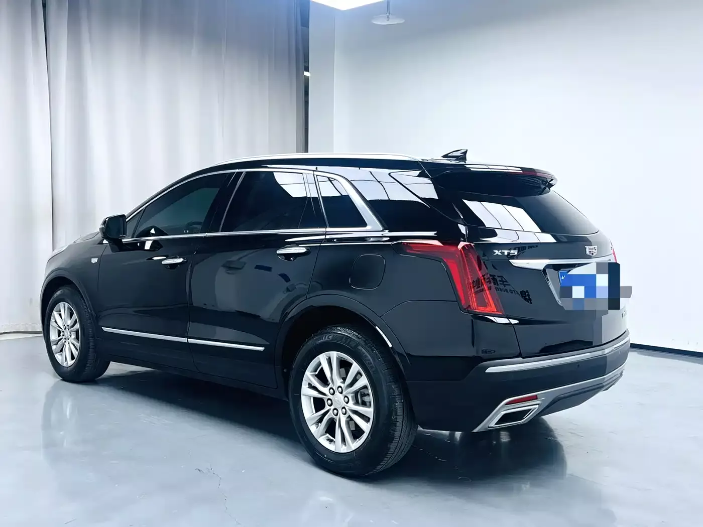 Cadillac XT5 2023 2.0T 2WD Fashion Edition фото 10