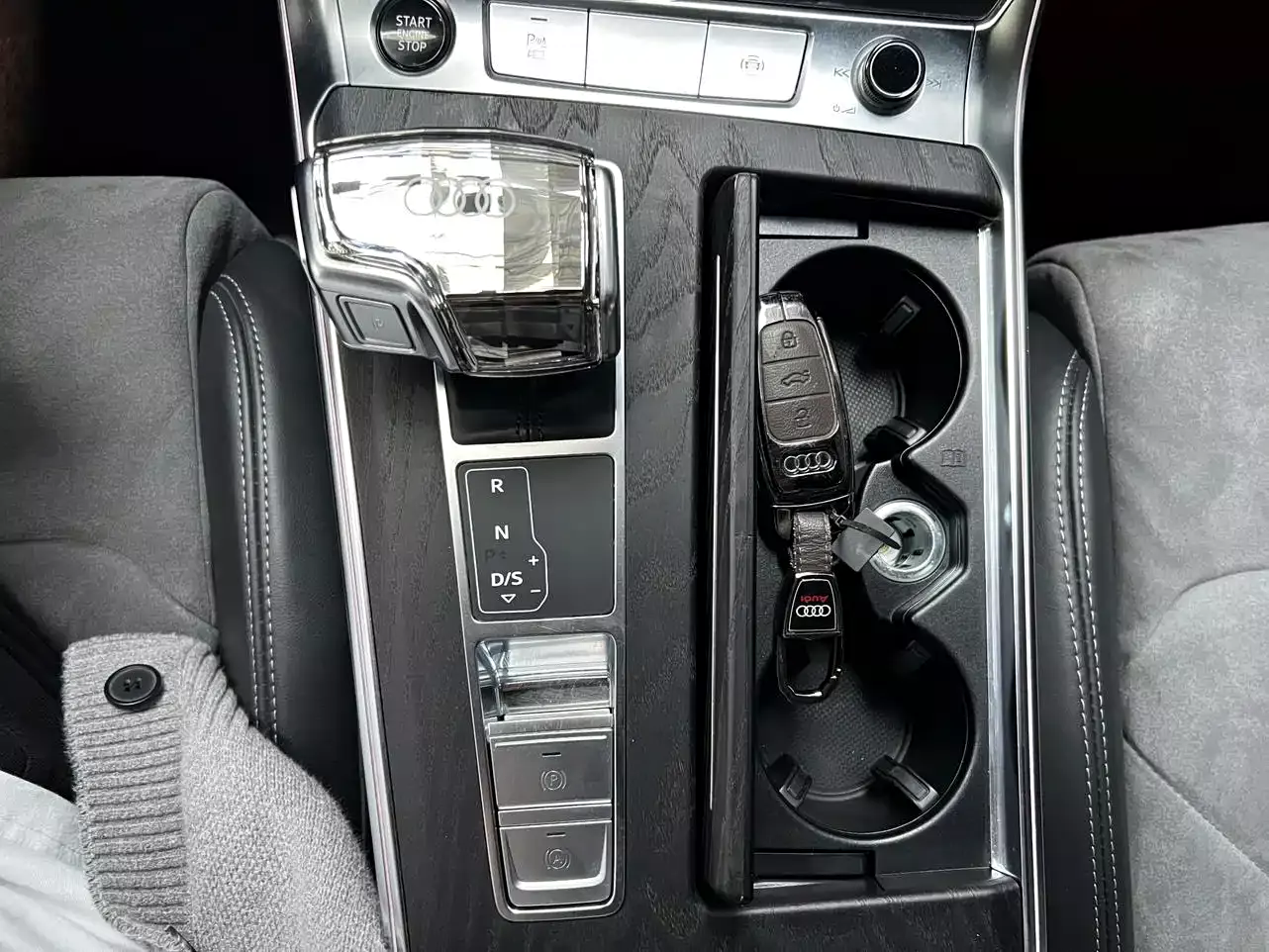 Audi A6L 2023 45 TFSI quattro Premium Dynamic фото 8