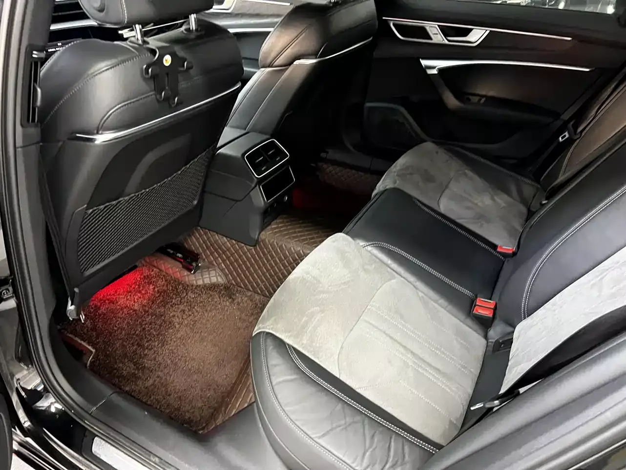 Audi A6L 2023 45 TFSI quattro Premium Dynamic фото 12
