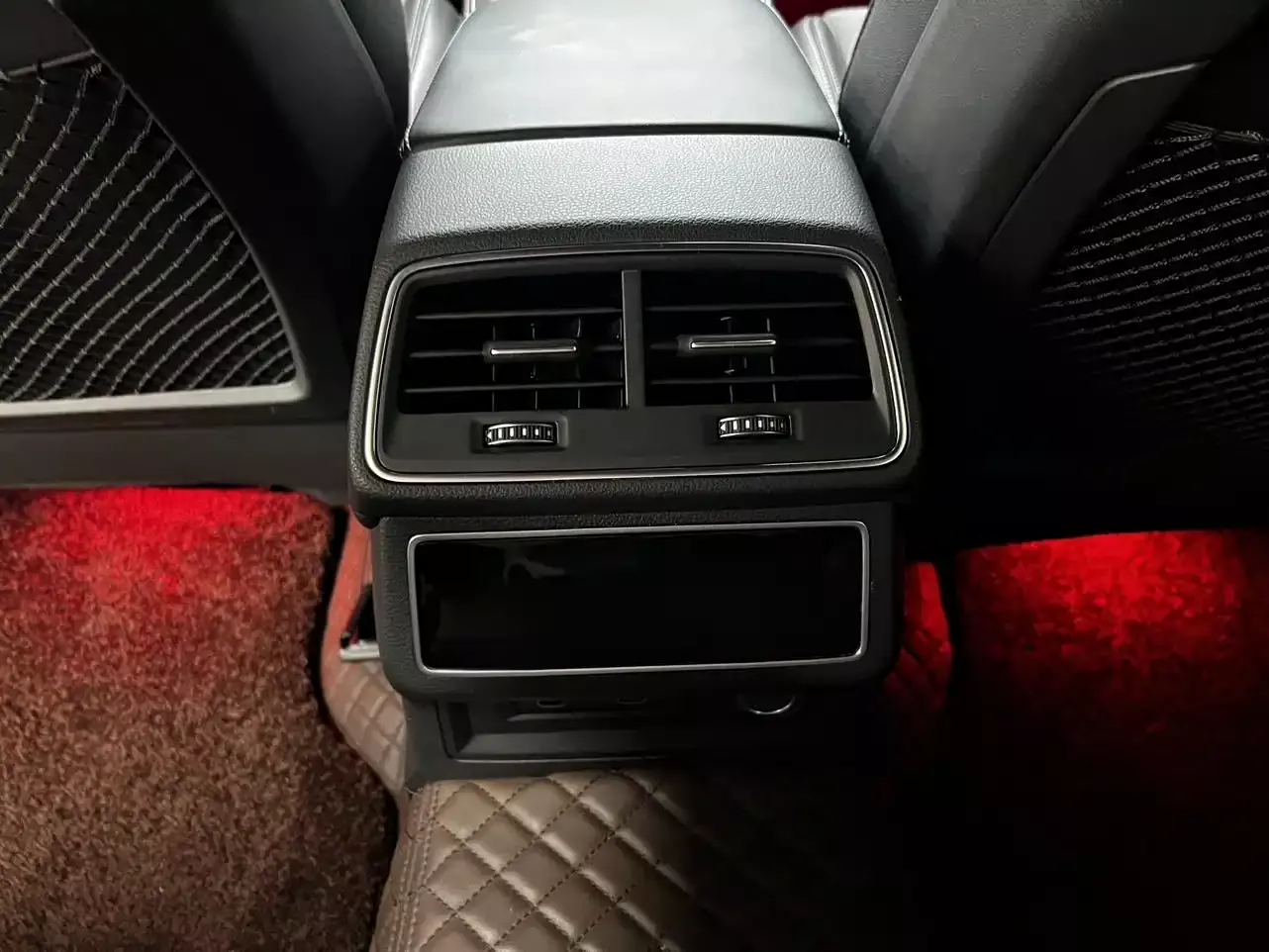 Audi A6L 2023 45 TFSI quattro Premium Dynamic фото 15