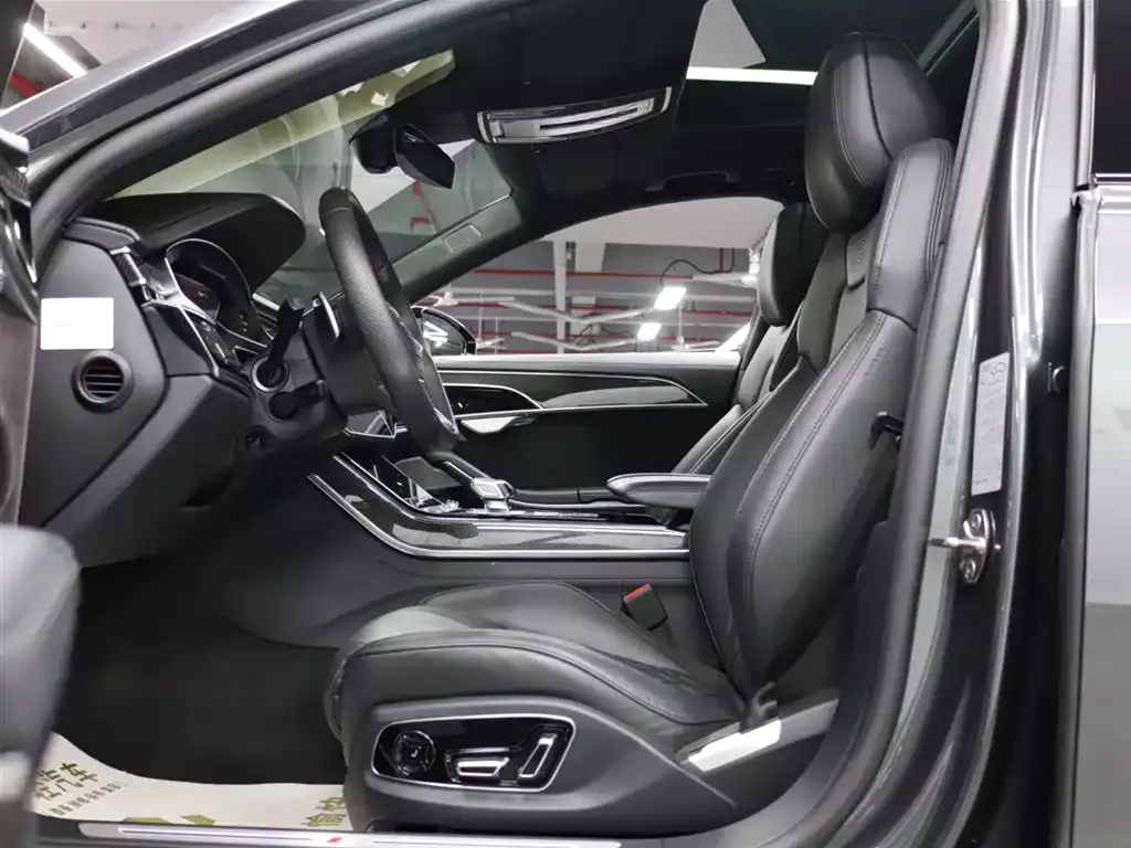 Audi S8 2021 S8L 4.0TFSI quattro фото 8