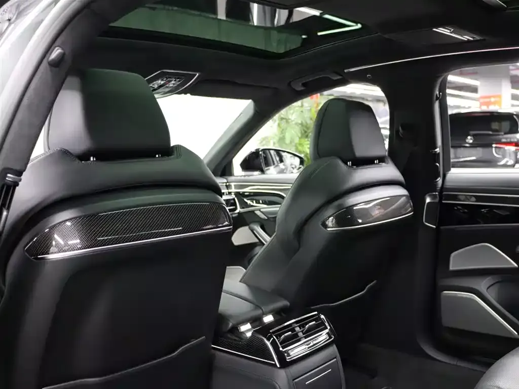 Audi S8 2021 S8L 4.0TFSI quattro фото 26
