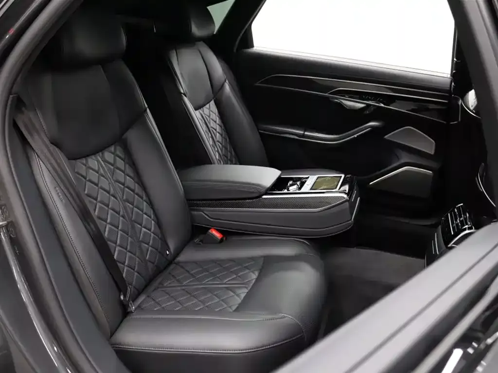 Audi S8 2021 S8L 4.0TFSI quattro фото 28
