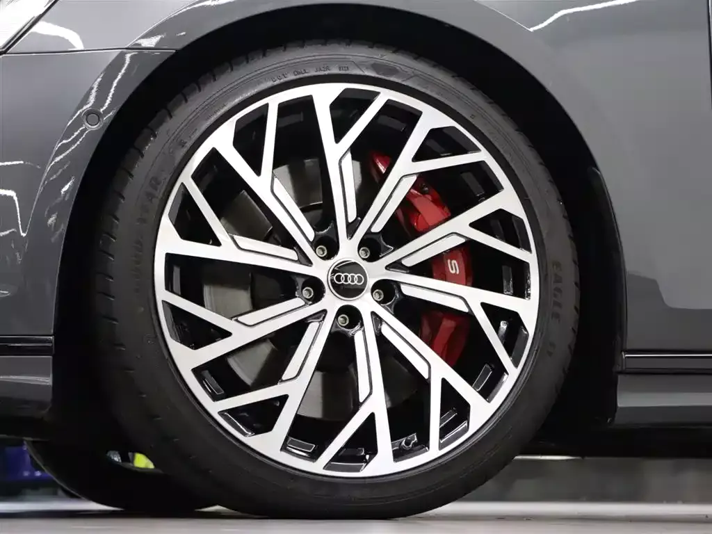Audi S8 2021 S8L 4.0TFSI quattro фото 35