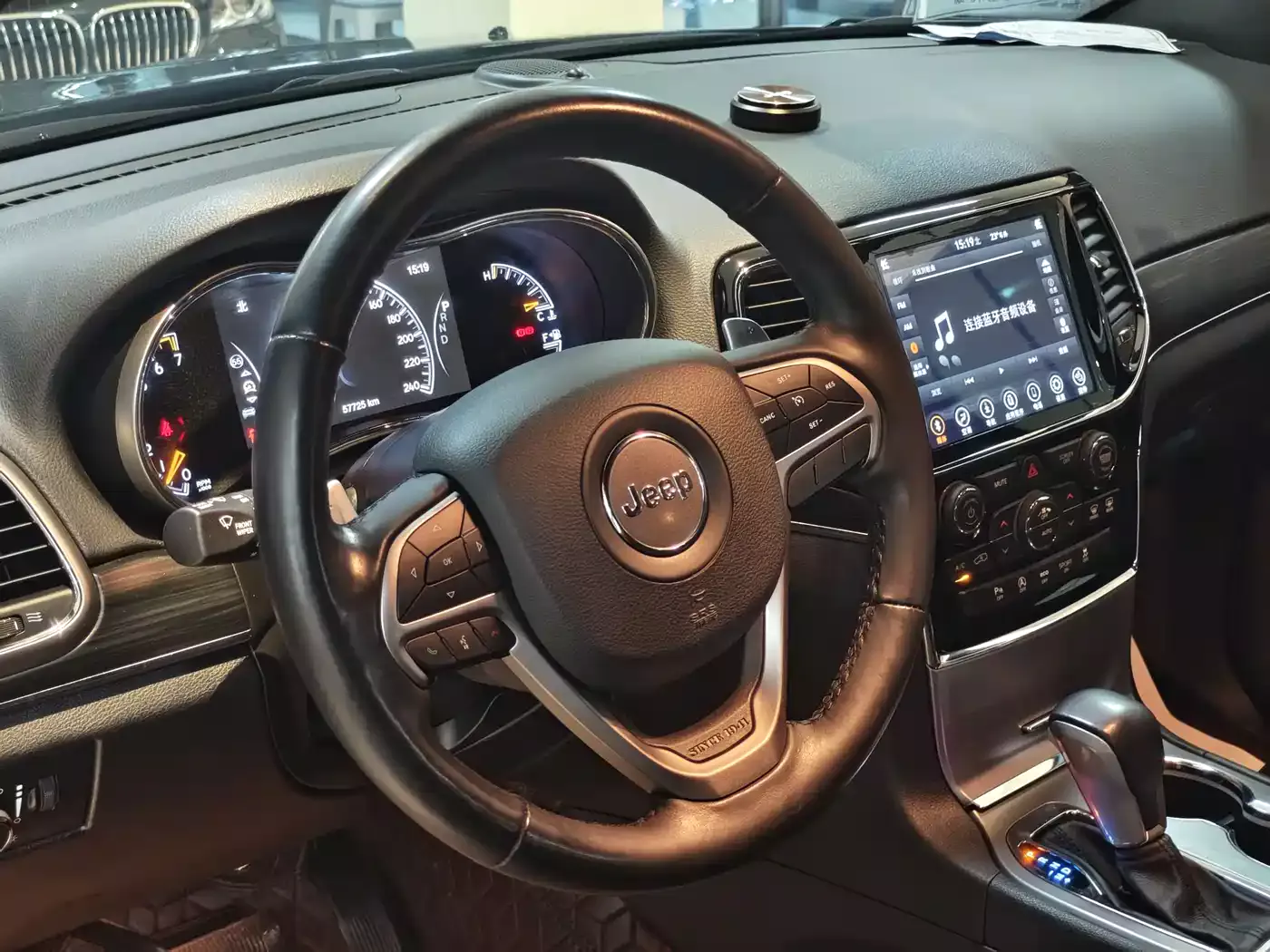 Jeep Grand Cherokee (Import) 2020 3.0L Elite Navigation Edition фото 5