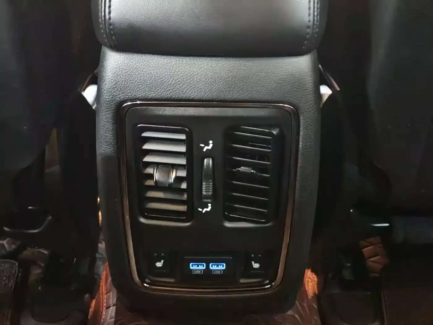 Jeep Grand Cherokee (Import) 2020 3.0L Elite Navigation Edition фото 14