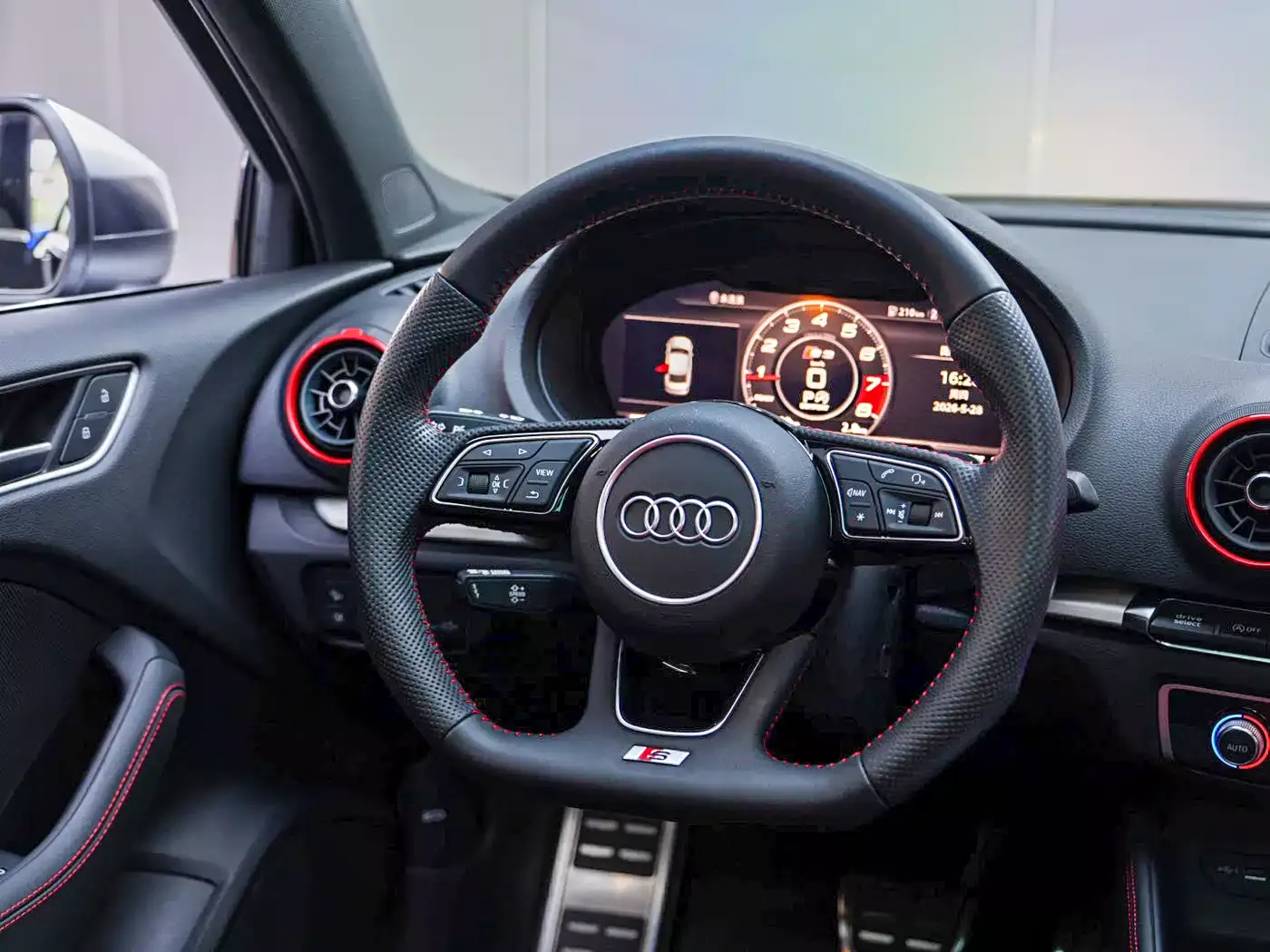 Audi S3 2019 Audi S3 2.0T Limousine фото 8