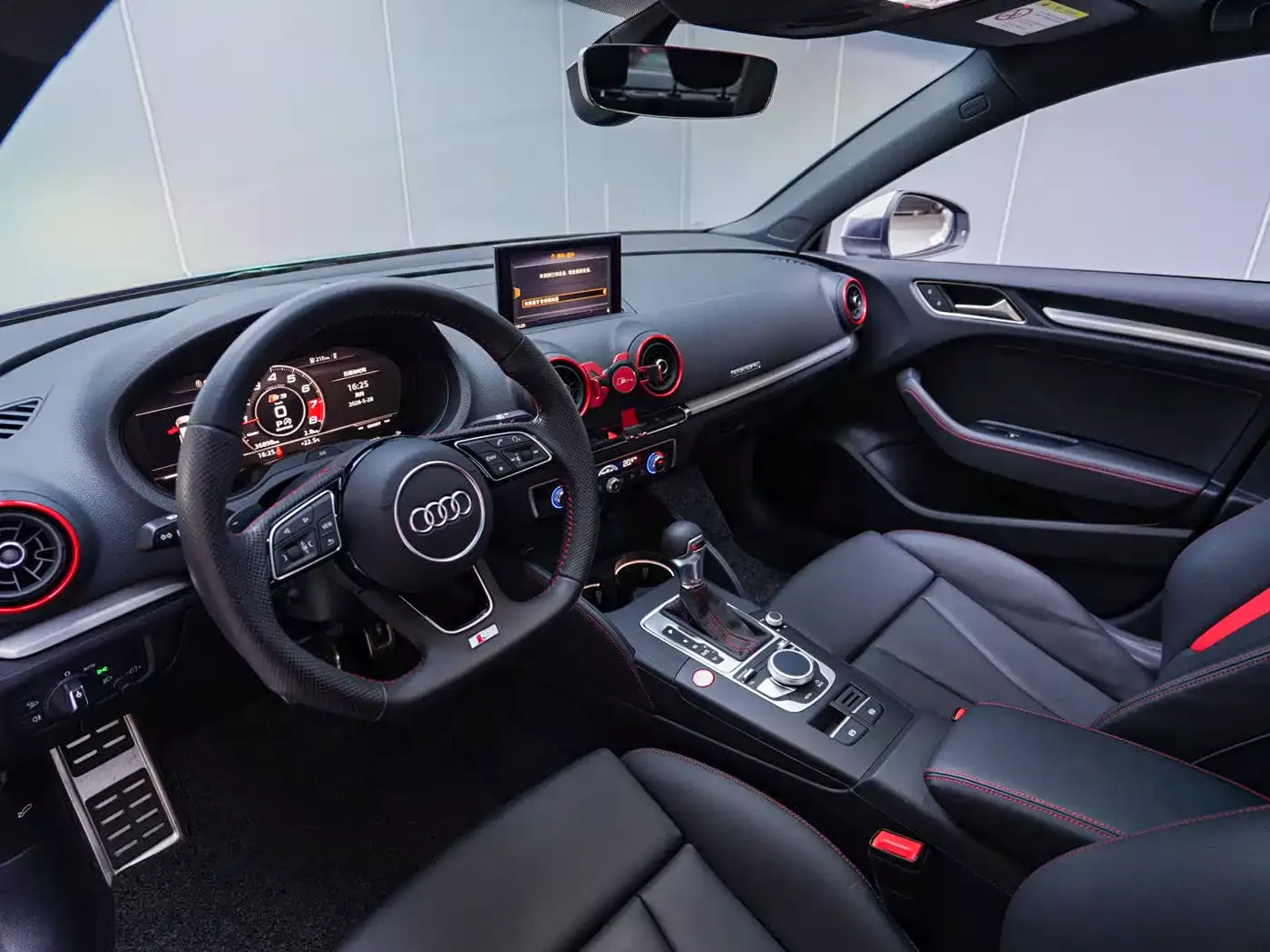 Audi S3 2019 Audi S3 2.0T Limousine фото 9