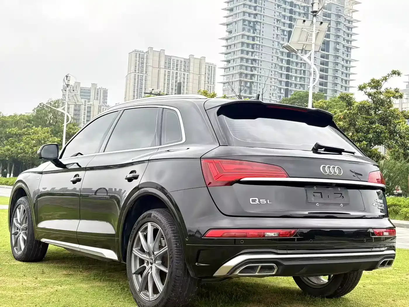 Audi Q5L 2022 40T RS Kit Racing Speed Edition фото 6