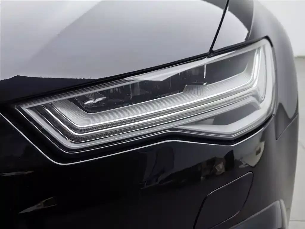 Audi A6L 2018 30th Anniversary 45 TFSI quattro Sport фото 7