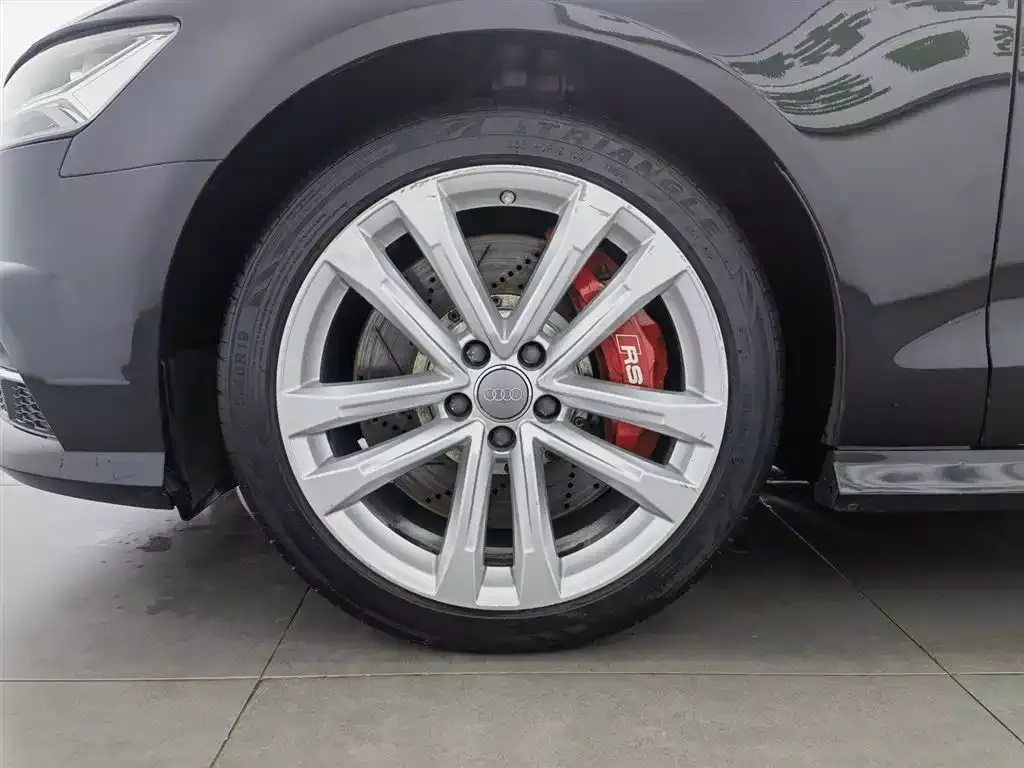 Audi A6L 2018 30th Anniversary 45 TFSI quattro Sport фото 17