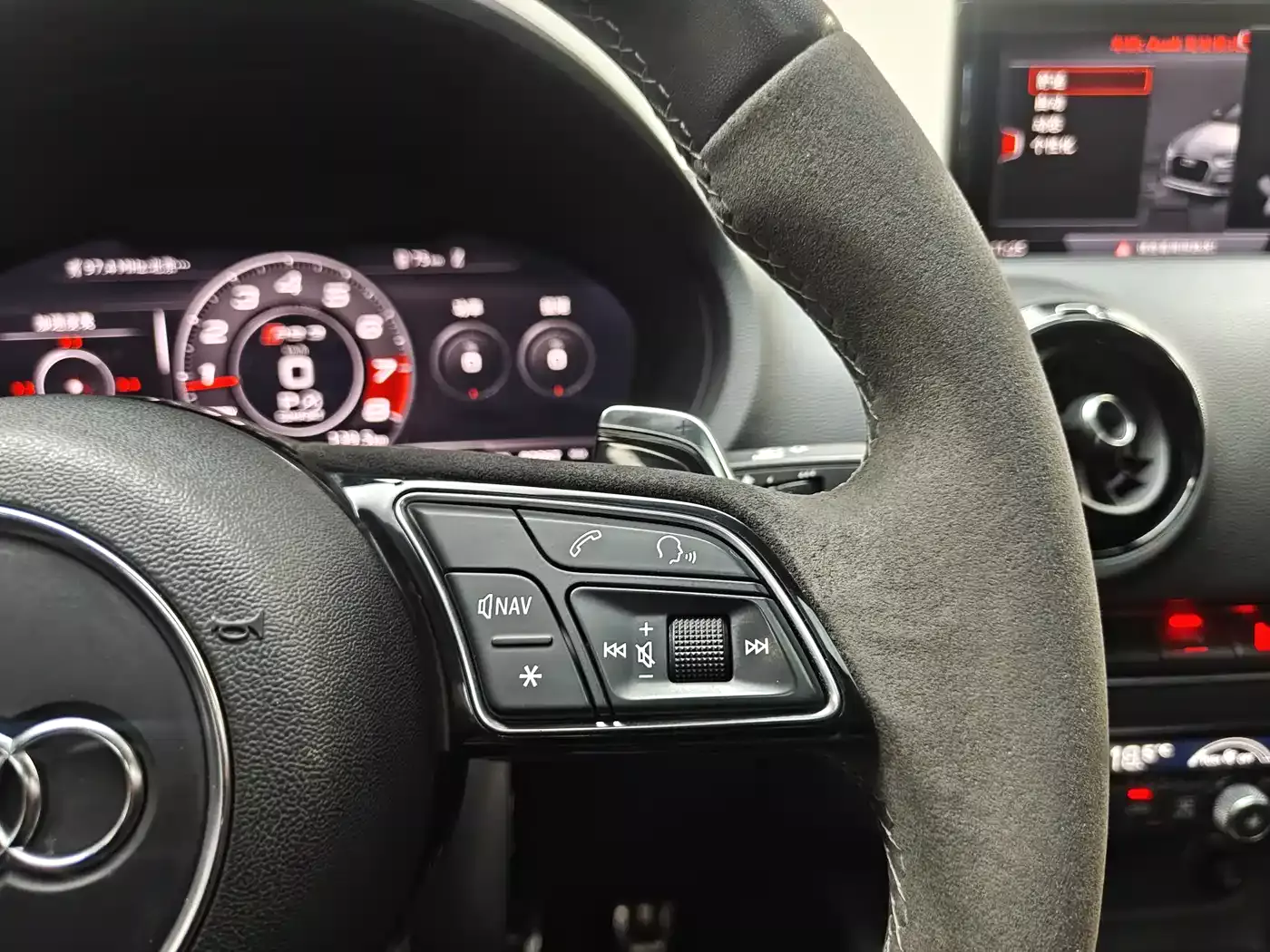 Audi RS 3 2017 RS 3 2.5T Limousine фото 6