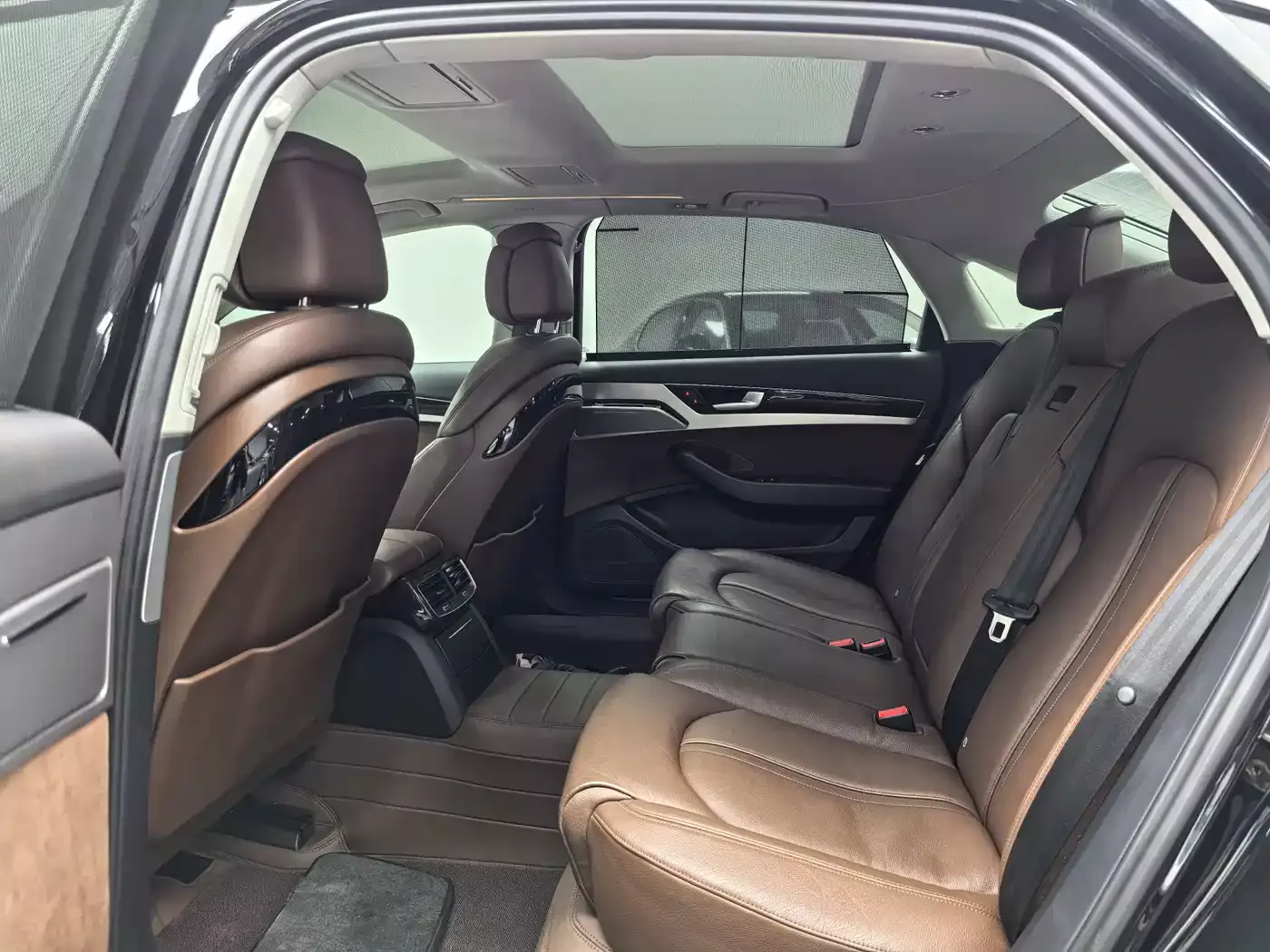 Audi A8 2017 A8L 45 TFSI quattro Excellence Pioneer Edition фото 10
