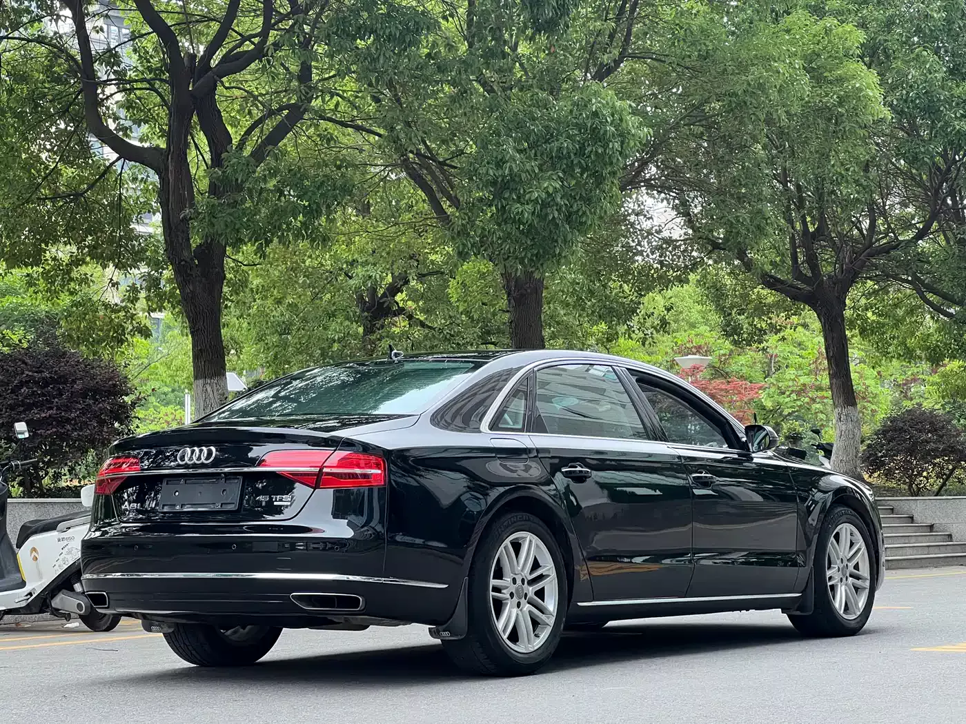 Audi A8 2016 A8L 45 TFSI quattro Comfort фото 9