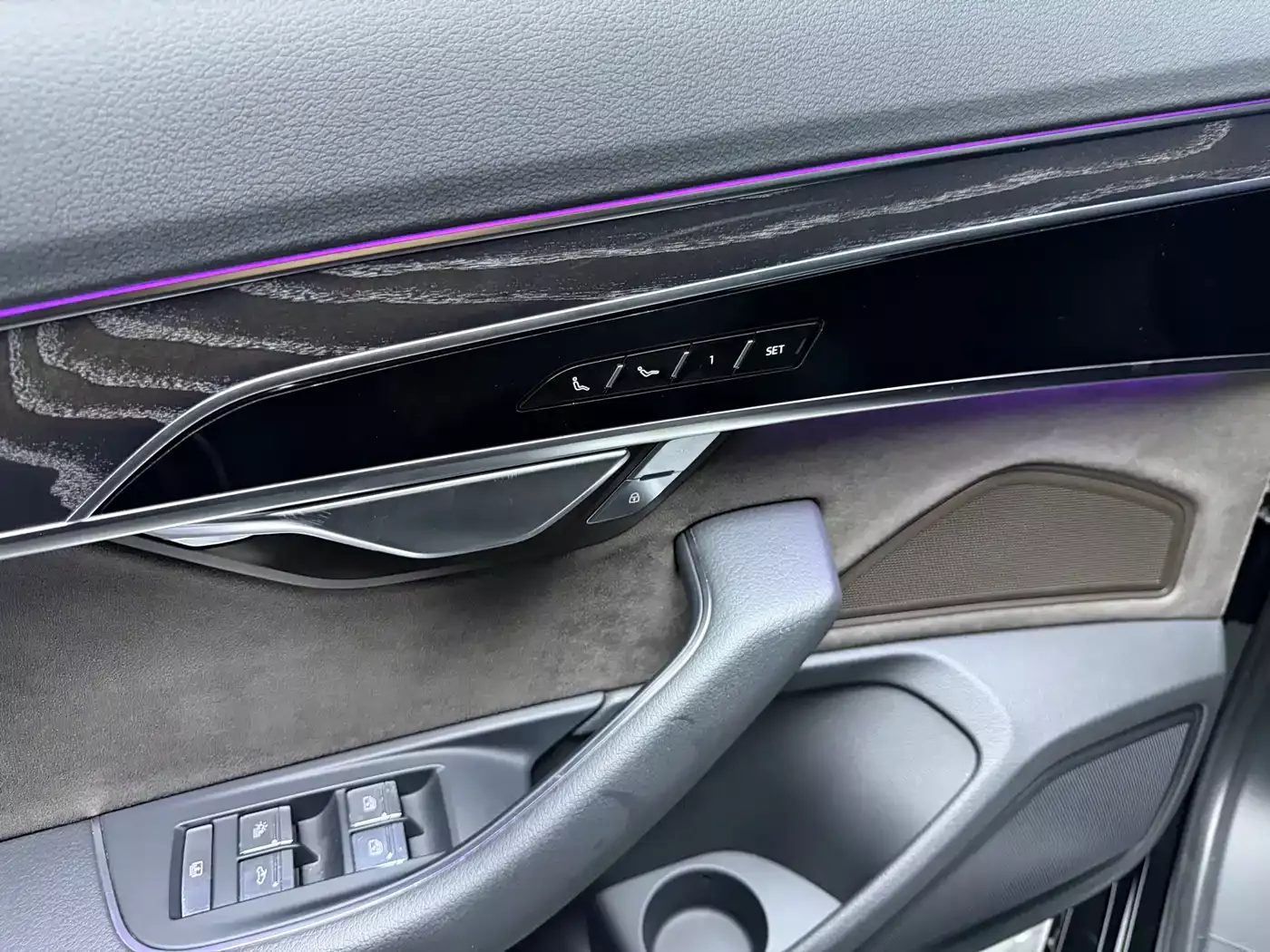 Audi A8 2019 Plus A8L 50 TFSI quattro Comfort фото 8