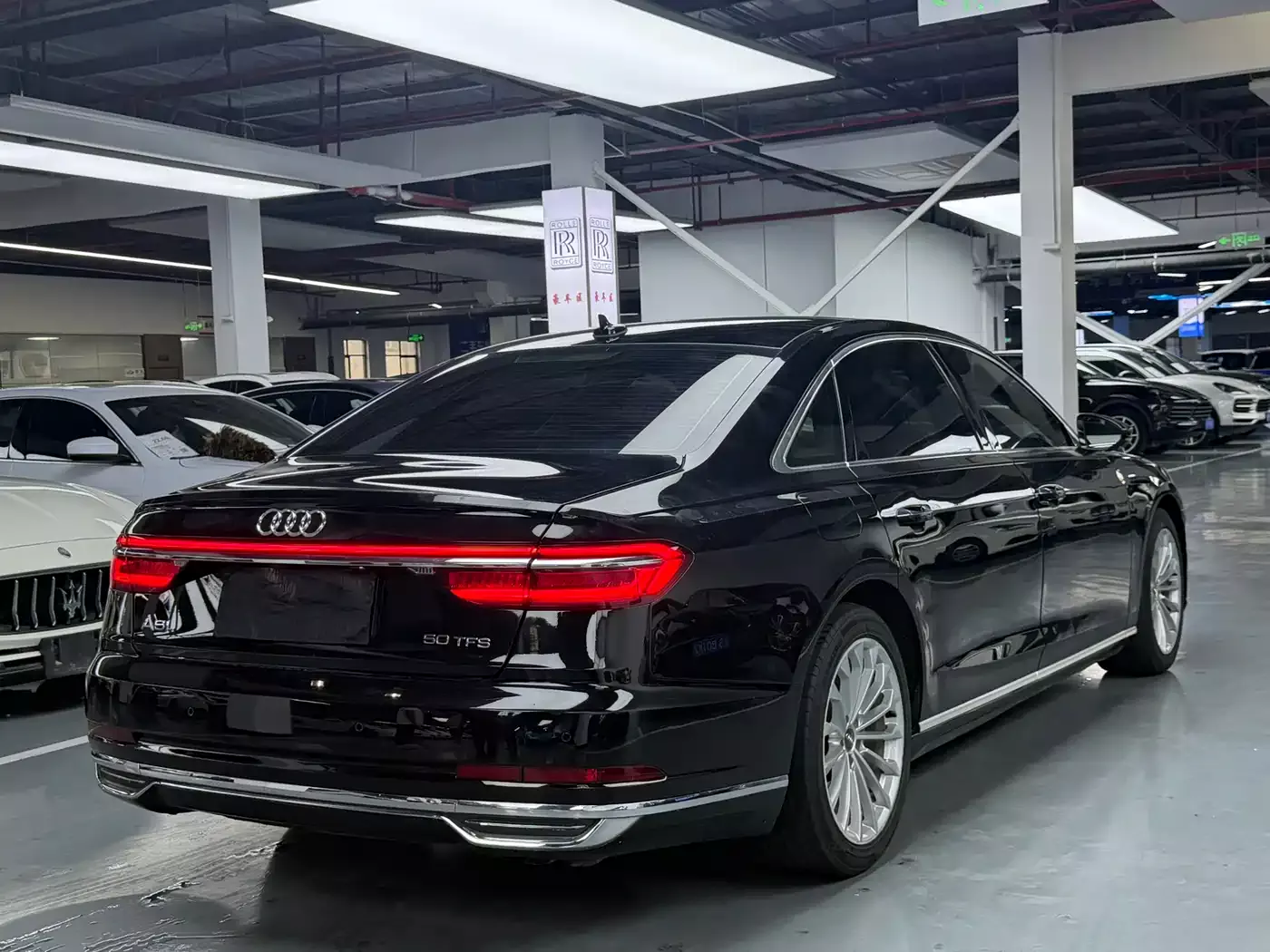Audi A8 2019 Plus A8L 50 TFSI quattro Comfort фото 19
