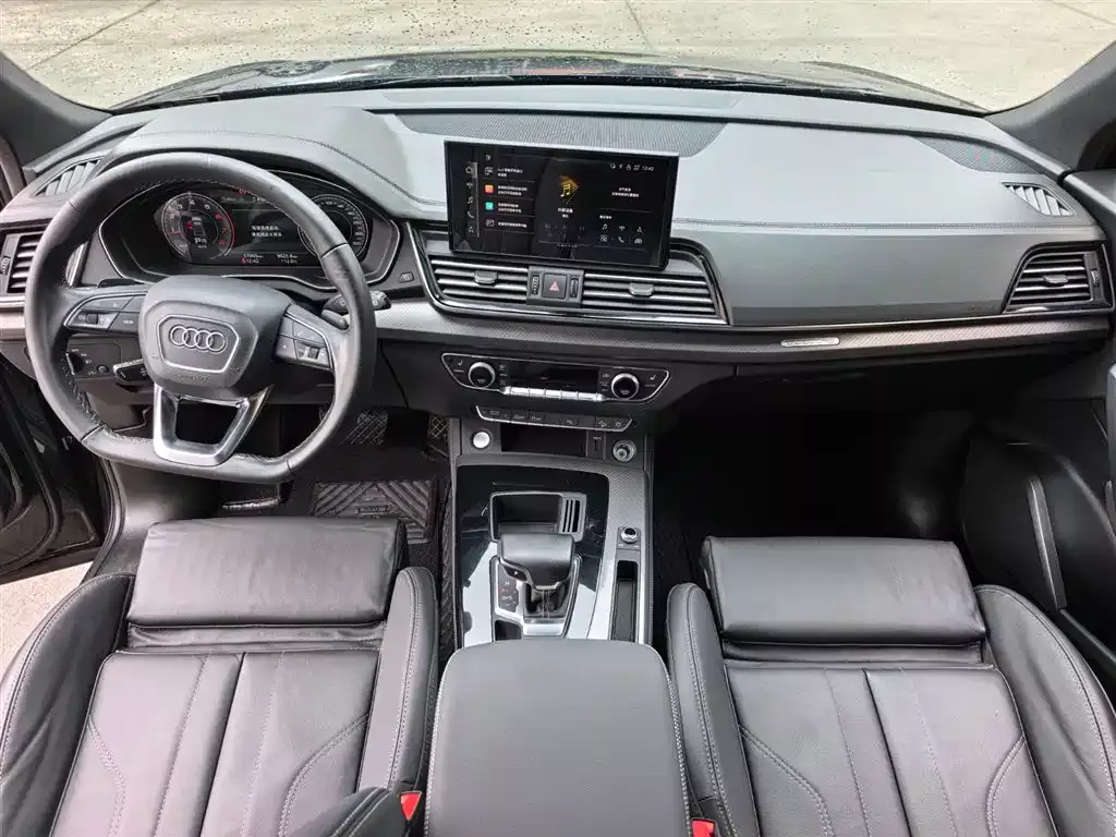 Audi Q5L 2023 40T Luxury Dynamic фото 9