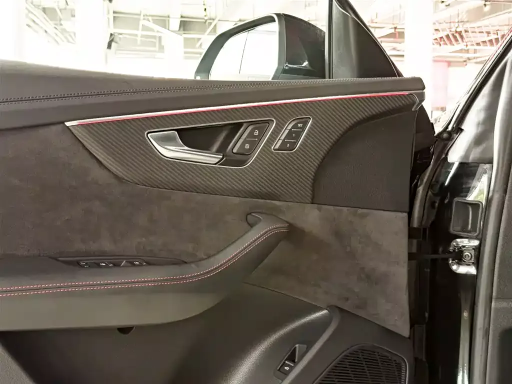 Audi RS Q8 2022 RS Q8 4.0T фото 8