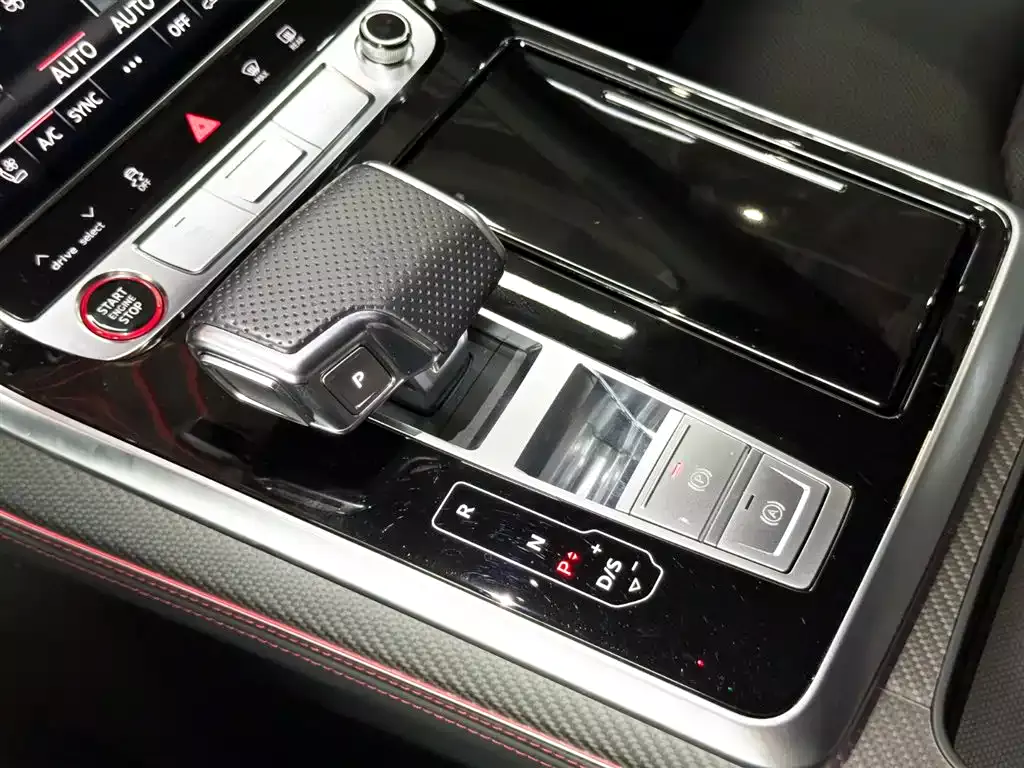 Audi RS Q8 2022 RS Q8 4.0T фото 12