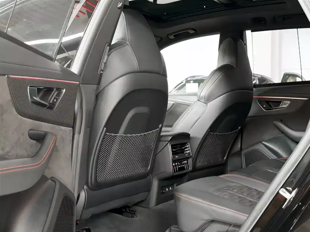 Audi RS Q8 2022 RS Q8 4.0T фото 16