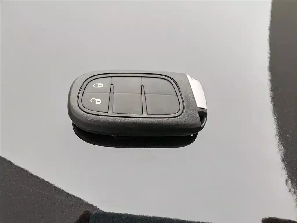 Jeep Cherokee 2016 2.4L Professional Smart Edition фото 19
