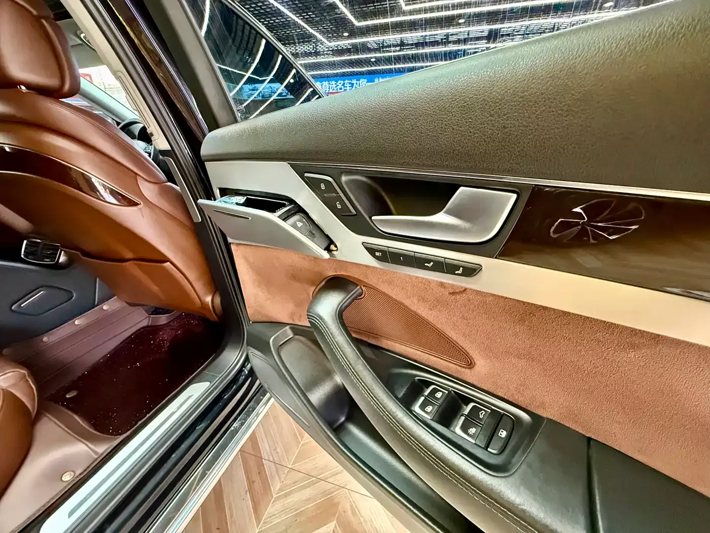 Audi A8 2013 A8L 45 TFSI quattro Luxury фото 12