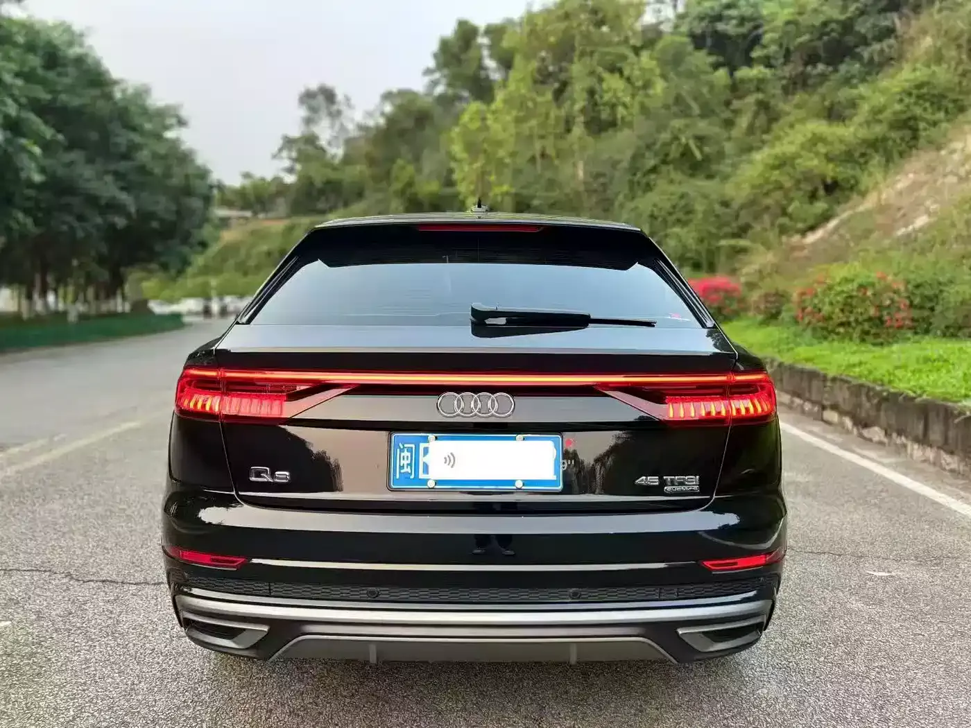 Audi Q8 2022 45 TFSI Premium Selection Dynamic фото 7