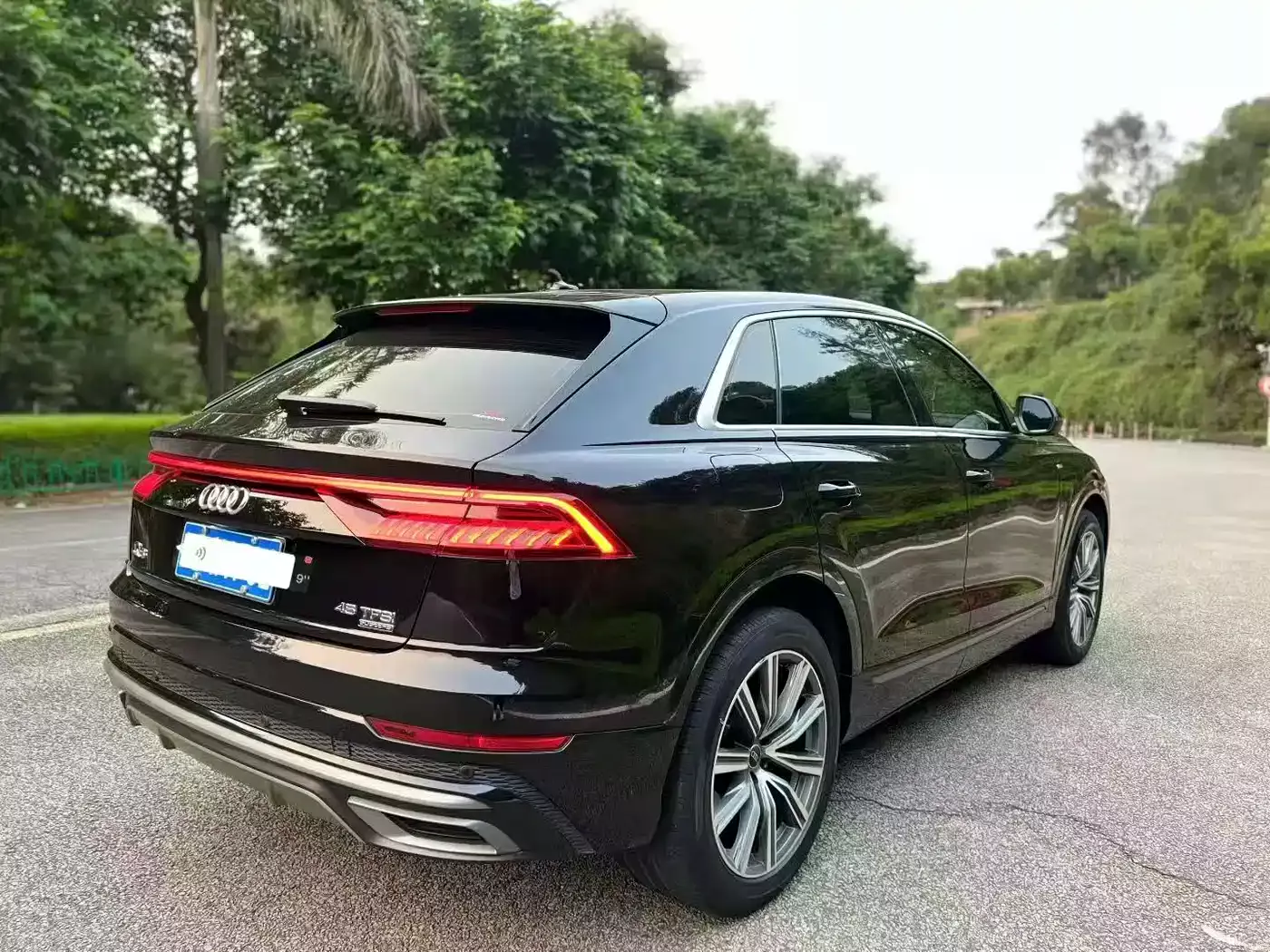 Audi Q8 2022 45 TFSI Premium Selection Dynamic фото 8