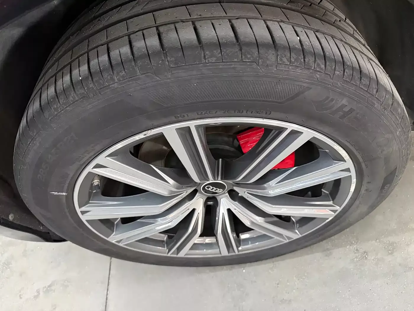 Audi Q8 2022 45 TFSI Premium Selection Dynamic фото 17