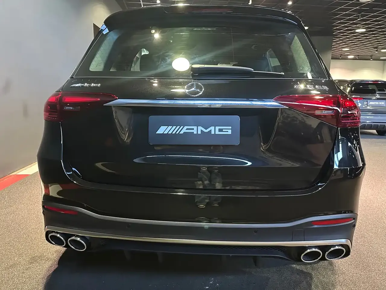 Mercedes-Benz GLE AMG 2026 Model AMG GLE 53 4MATIC+ фото 12
