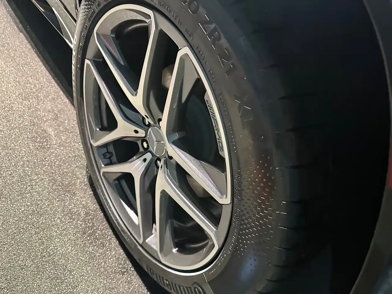 Mercedes-Benz GLE AMG 2026 Model AMG GLE 53 4MATIC+ фото 14